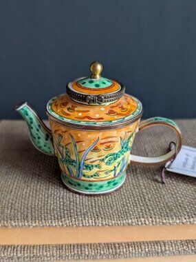 Kelvin Chen Jumping Frogs on Pond Enameled Miniature Teapot with Hinged Lid